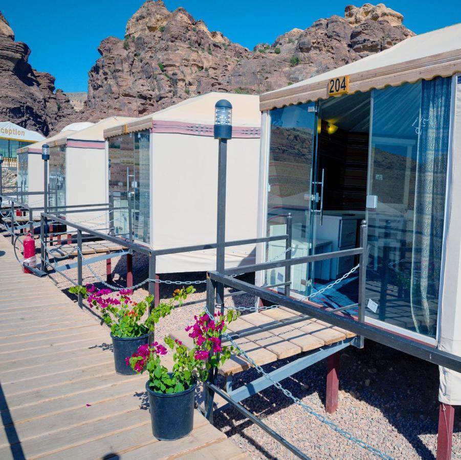 The Rock Camp Petra Hotel Wadi Musa Exterior foto