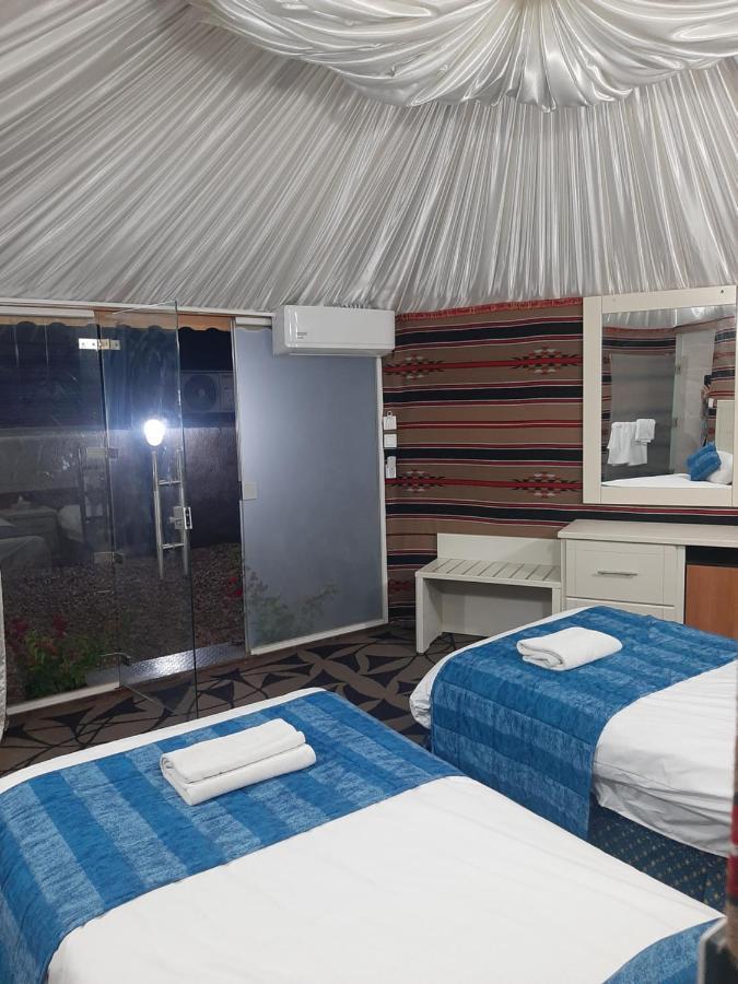 The Rock Camp Petra Hotel Wadi Musa Exterior foto