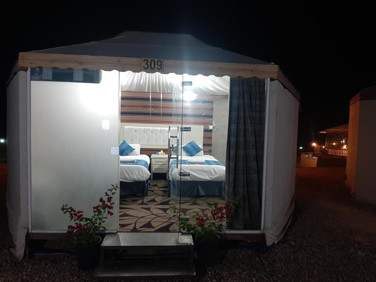The Rock Camp Petra Hotel Wadi Musa Exterior foto