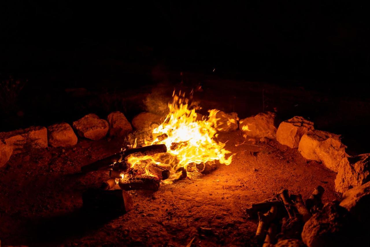 The Rock Camp Petra Hotel Wadi Musa Exterior foto